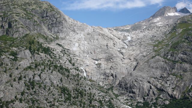 l1000812.jpg